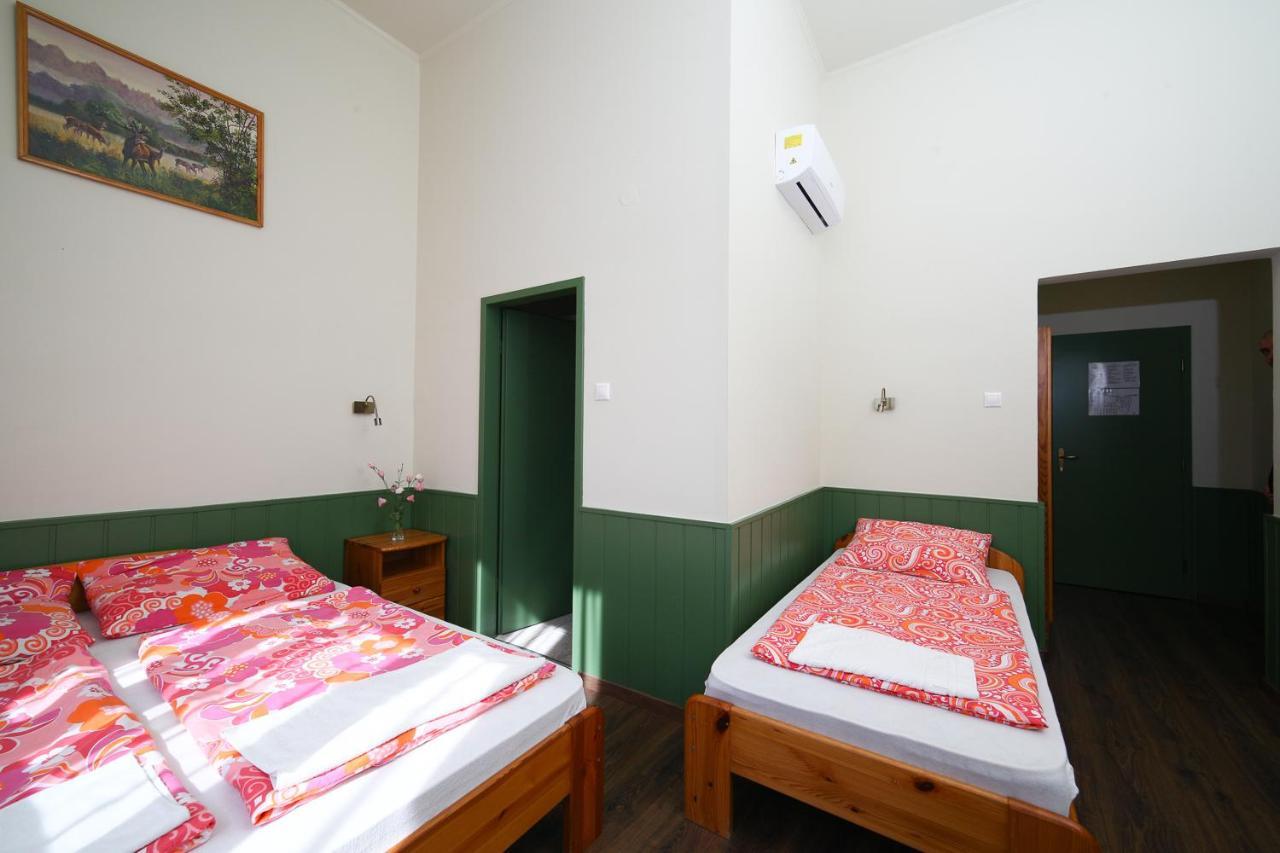 Kisfaludy Vendeghaz -Suemeg- Bagian luar foto