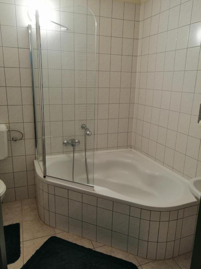 Kisfaludy Vendeghaz -Suemeg- Bagian luar foto