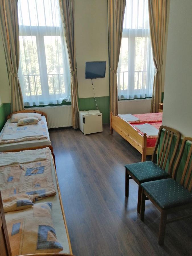 Kisfaludy Vendeghaz -Suemeg- Bagian luar foto
